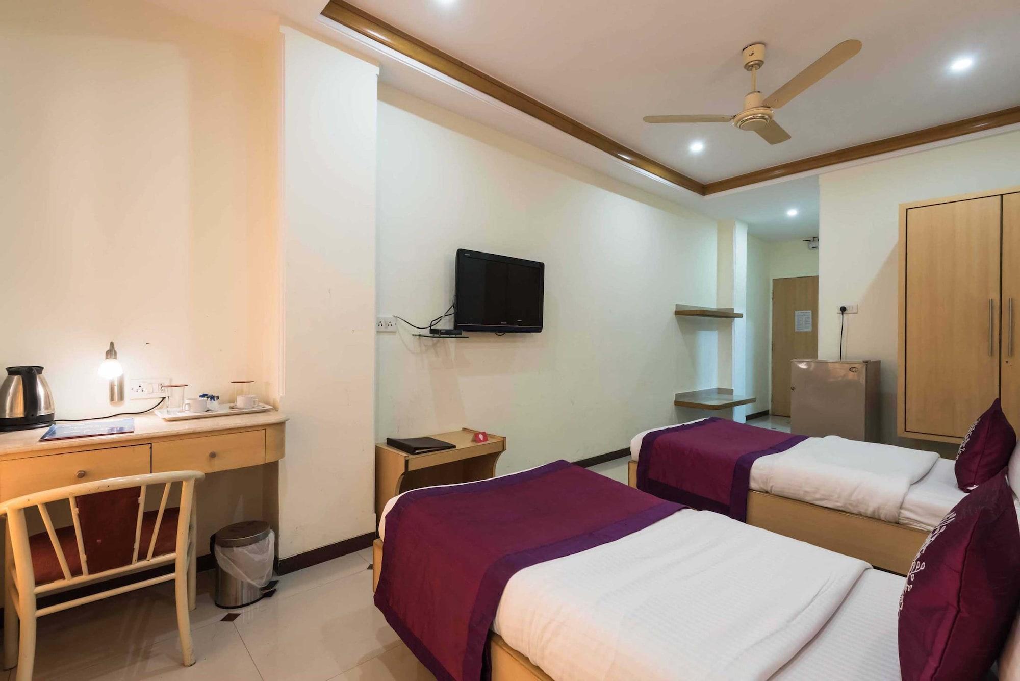 Hotel Godwin - Colaba Mumbai Dış mekan fotoğraf
