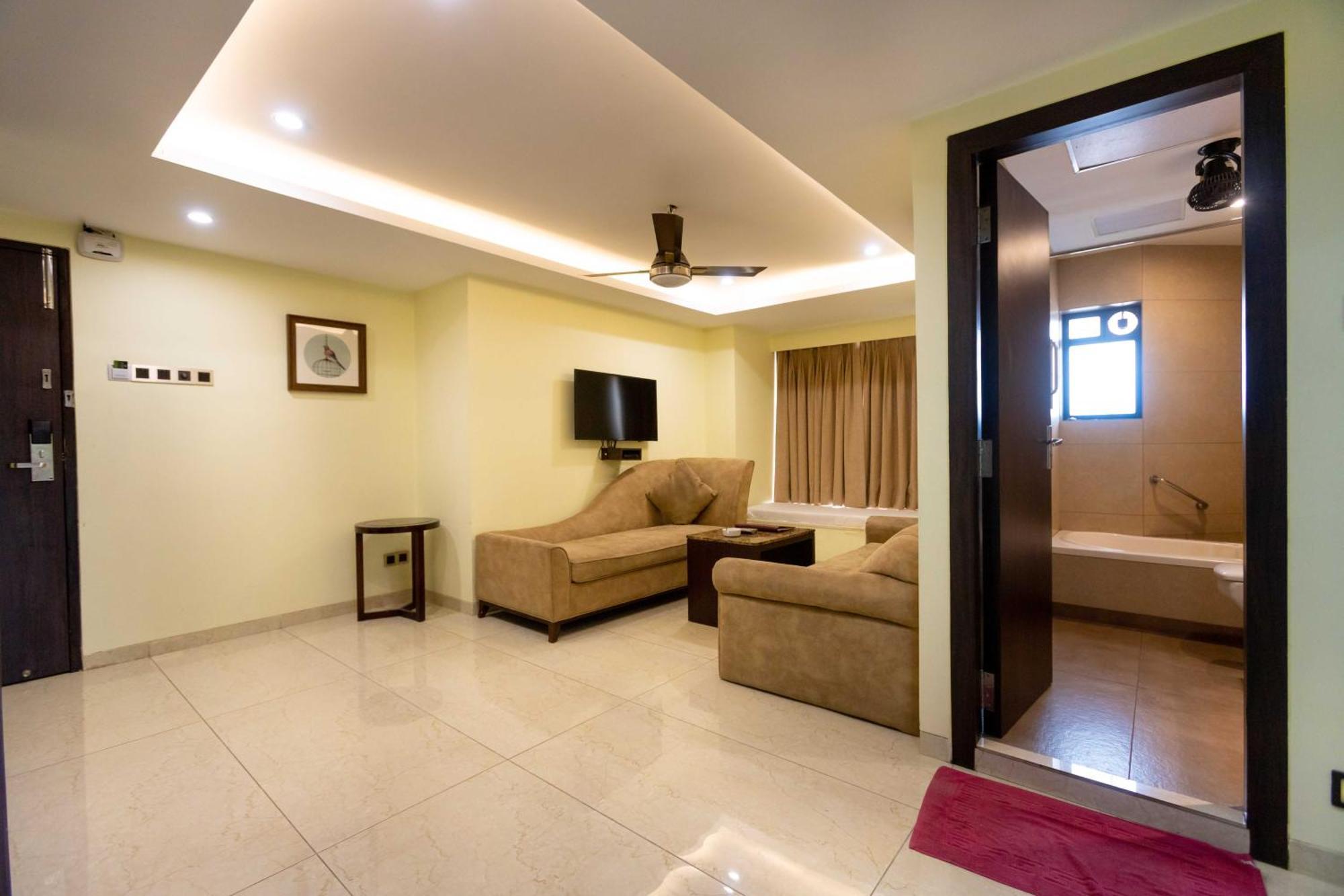 Hotel Godwin - Colaba Mumbai Dış mekan fotoğraf