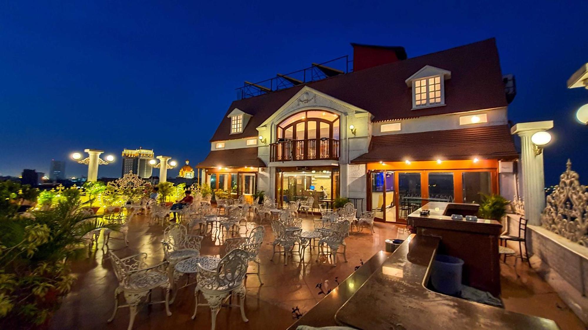Hotel Godwin - Colaba Mumbai Dış mekan fotoğraf