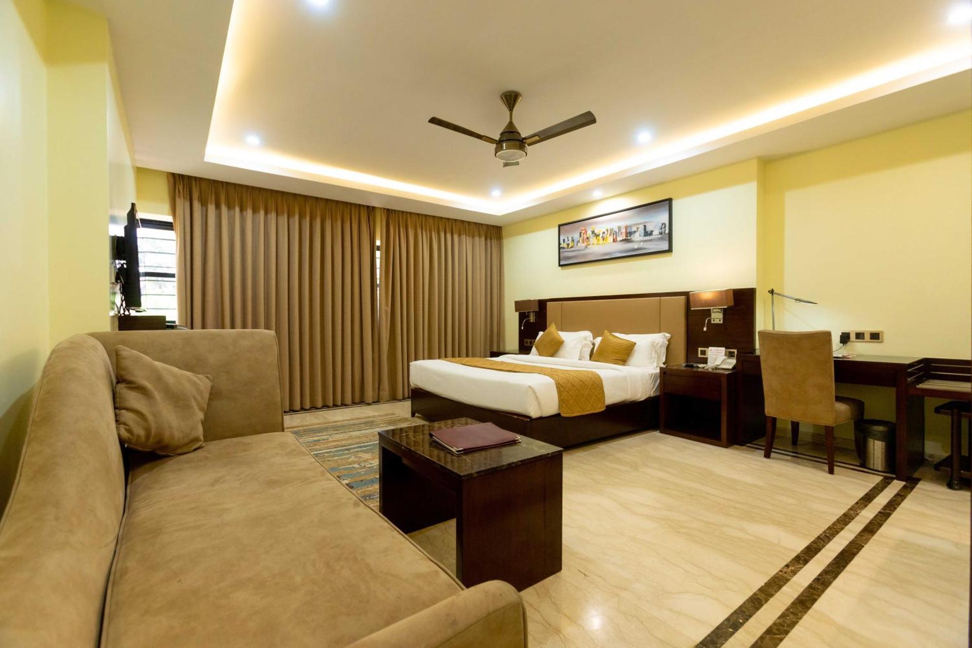 Hotel Godwin - Colaba Mumbai Dış mekan fotoğraf