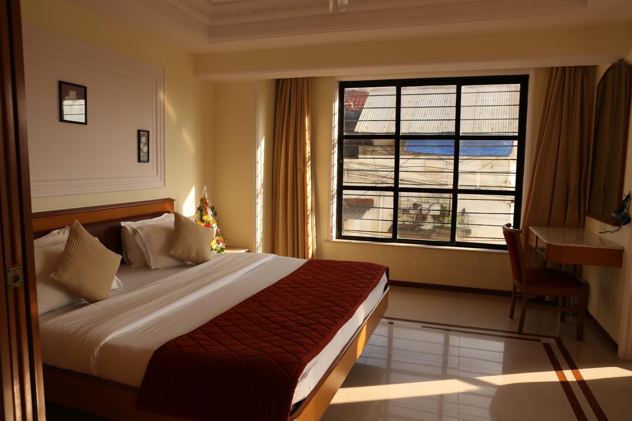 Hotel Godwin - Colaba Mumbai Dış mekan fotoğraf