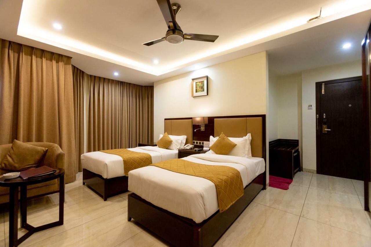Hotel Godwin - Colaba Mumbai Dış mekan fotoğraf