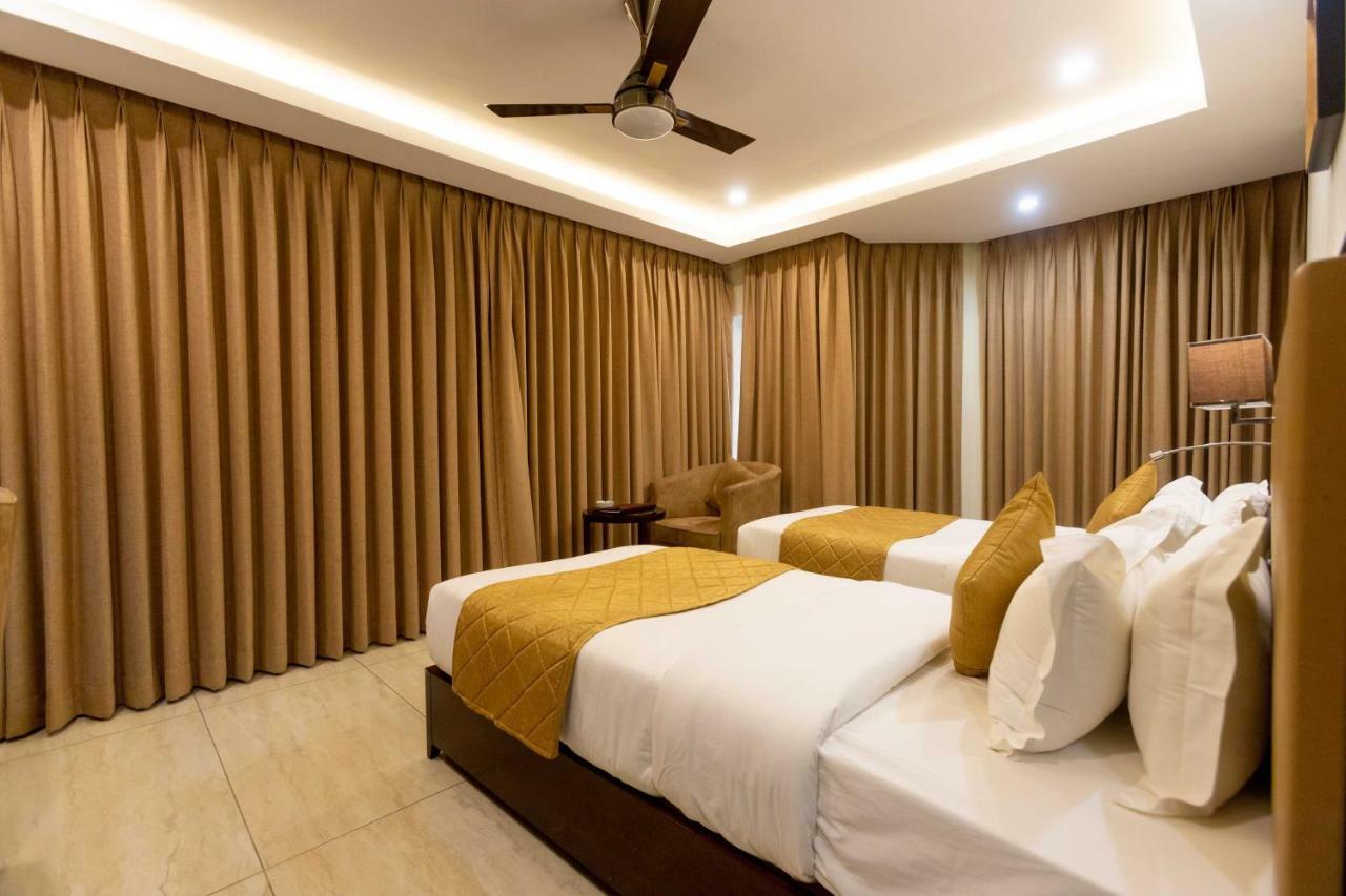 Hotel Godwin - Colaba Mumbai Dış mekan fotoğraf