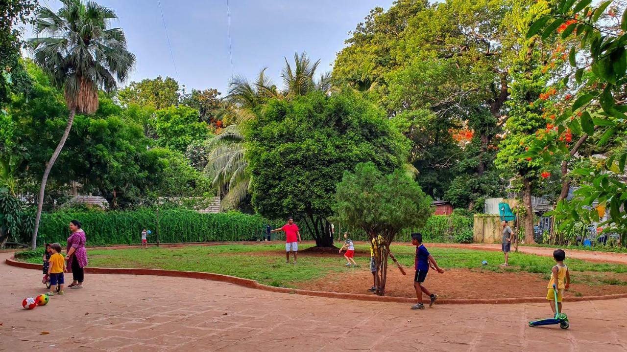 Hotel Godwin - Colaba Mumbai Dış mekan fotoğraf